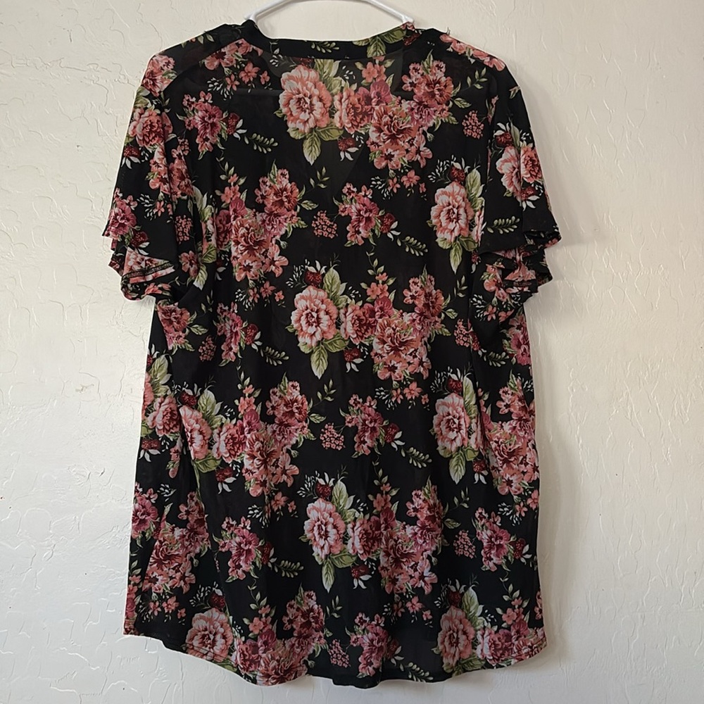 Button down - Picture 4 of 6